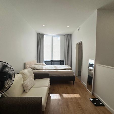 The Convenient Corner Apartment Wellington Exterior photo
